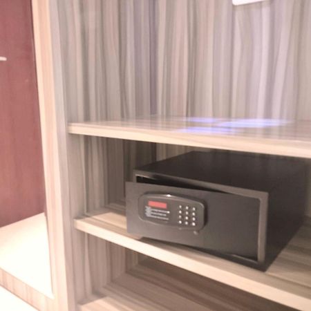 Surabaya River View Hotel المظهر الخارجي الصورة