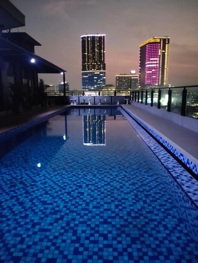 Surabaya River View Hotel المظهر الخارجي الصورة