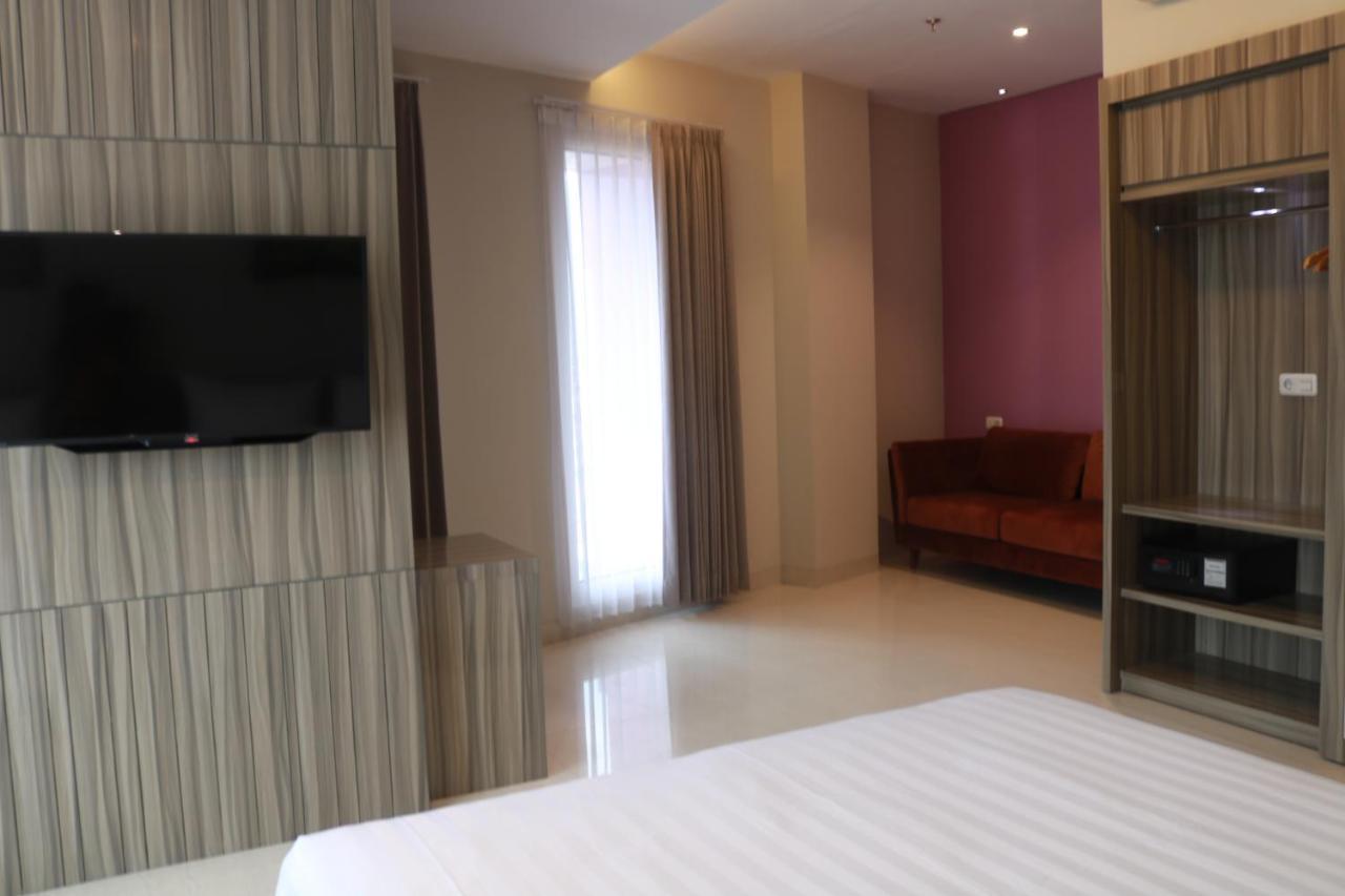Surabaya River View Hotel المظهر الخارجي الصورة