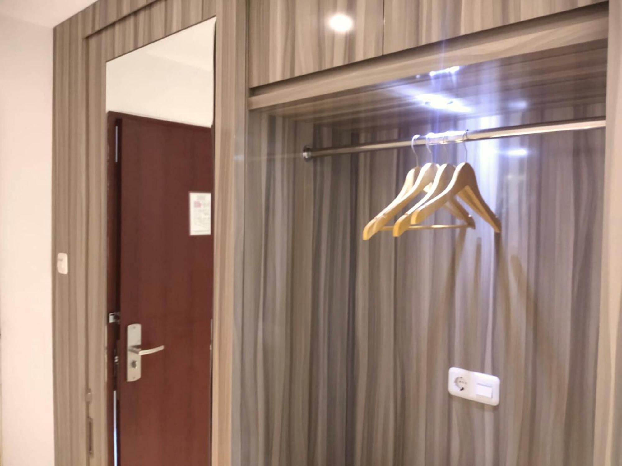 Surabaya River View Hotel المظهر الخارجي الصورة
